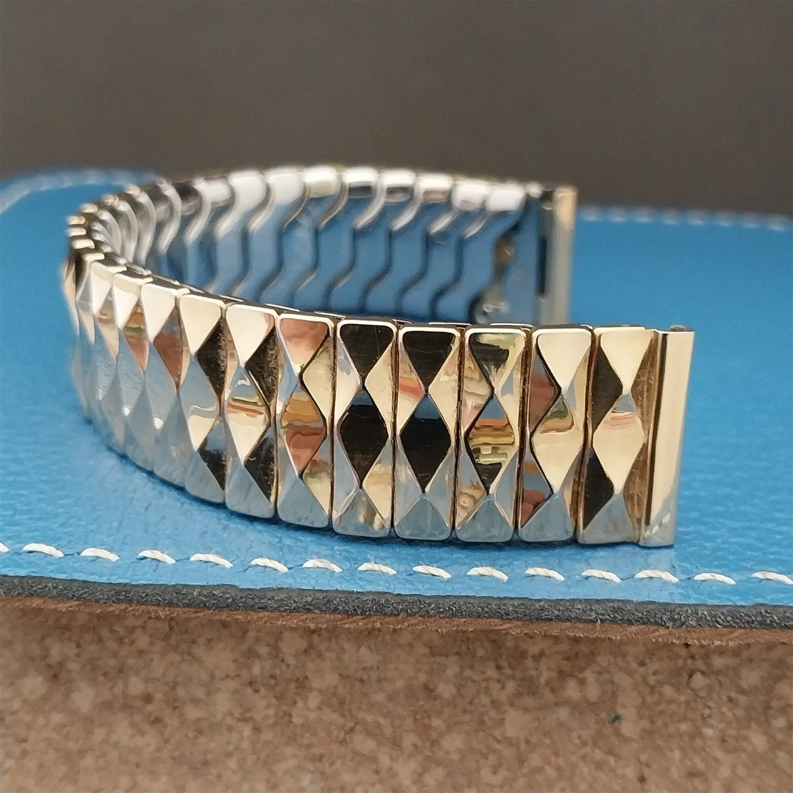 5/8" Gold-Filled Expansion Flex-Let Facet-Cut Unused 1950s Vintage Watch Band