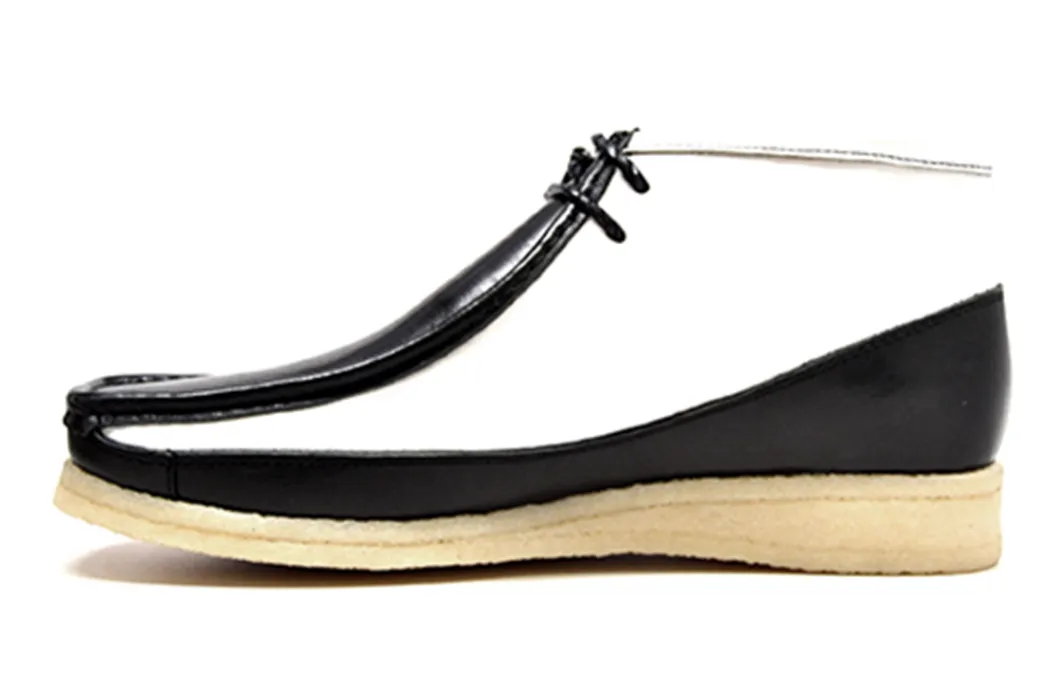 Walker Two Tone Luxurious Two Tone Mens Casual Shoe from the British Collection - Unparalleled Comfort and Style